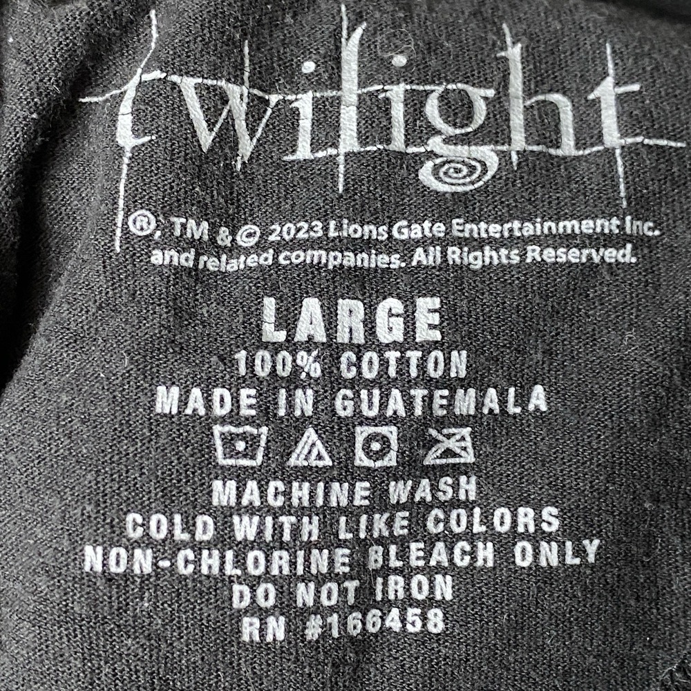 Twilight Saga Graphic Tee Womens L Black‎ Grunge Emo Alt Indie Vampirecore Y2K - Picture 5 of 6